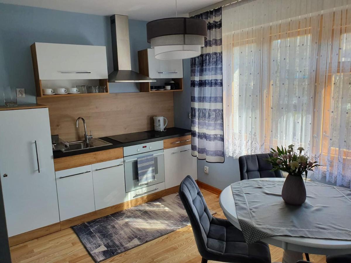 Apartamenty U Basi Lesnica  ภายนอก รูปภาพ