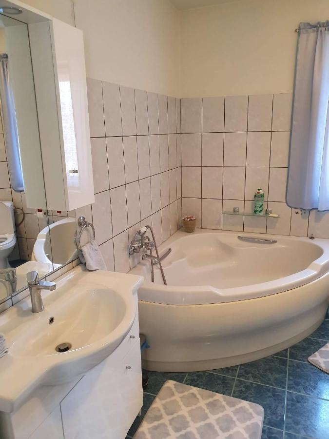 Apartamenty U Basi Lesnica  ภายนอก รูปภาพ